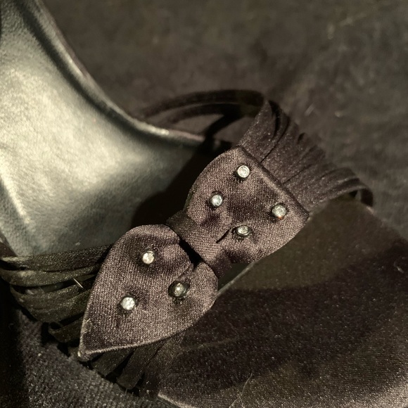 ****- ⬇️ ⬇️PRICE! NWOT “RAMPAGE” STRAPPY DRESS SHOES - Picture 3 of 8